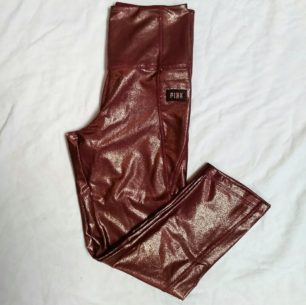 NWOT Victoria's Secret Pink Cropped Legging